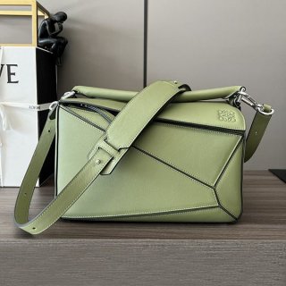 Very popular! Loewe shoulder bag copy PUZZLE Nano lok98054