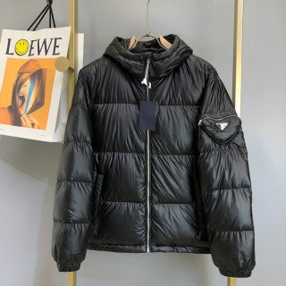 The hottest topic! Prada down jacket replica black men's nylon puq48257
