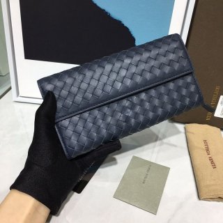 Best Price Challenge Bottega Veneta Intrecciato Lamb Snap Long Wallet Replica boq40328