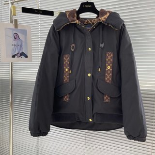 Very popular! Louis Vuitton Replica Monogram Accent Parka vuf31150