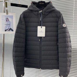 Recommended Moncler Della Short Down Jacket Replica mot04979