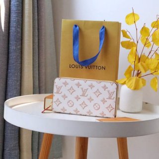 Louis Vuitton New Monogram Zippy Wallet Replica / M81476