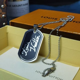 Louis Vuitton Signature Pendant Necklace M00321, not available in Japan