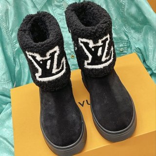 New on sale: Louis Vuitton replica women's fluffy shearling boots vue78357