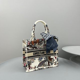 Cute Dior BOOK TOTE Imitation Jardin d'Hiver Floral Embroidery M1286ZRWDM941
