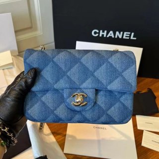 Extremely rare! Chanel replica denim classic handbag with CC logo sht33737