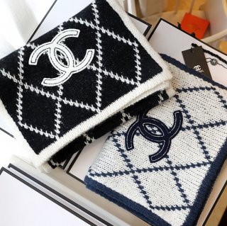 Chanel Replica Coco Mark Reversible Scarf 2 Colors sha74871