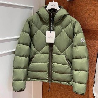 High quality Moncler Reynaud short down jacket replica mon30904