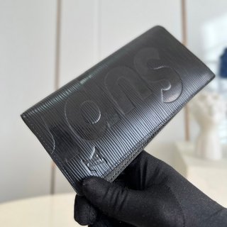 Louis Vuitton Supreme Replica Epi Portefeuille Brazza M67721 Noir Leather Men's Wallet M67721