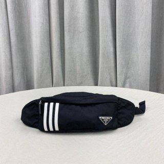 Not available in Japan Black x Adidas Fake Collaboration Belt Pack pug57127