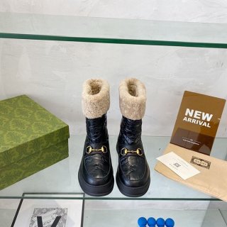Classic and popular Gucci fluffy short boots replica gua81920