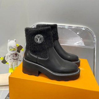 Perfect for a black dress ☆ Louis Vuitton boots replica women's vuz47407