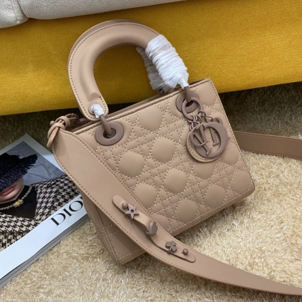 Very popular! Lady Dior Shoulder/Hand Bag Replica Initials dek63899