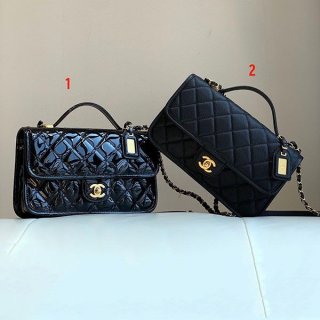 Instant delivery Chanel shoulder bag elegant logo shv43539