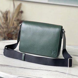 Very popular!! New color Louis Vuitton shoulder bag replica District PM NV3 M30861