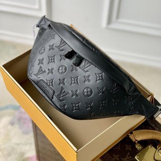 New on Sale: Louis Vuitton Discovery Bumbag PM Shoulder Bag Replica M46036