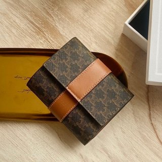 ★Popular in Japan! Celine replica small trifold wallet (Triomph) Cey58336