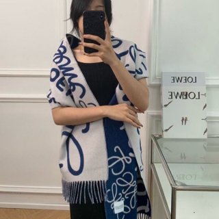 Extremely rare! Loewe wool & cashmere logo scarf loe80635