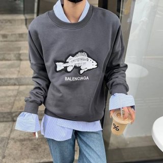 Love at first sight? Balenciaga oversized sweatshirt copy bah49828
