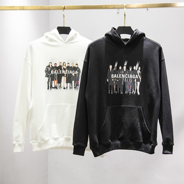 Love at first sight? Fake Balenciaga hoodie with Rammstein box seafood baz25914