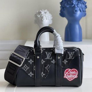 No.1 Popular Louis Vuitton Keepall Bandouliere Replica Boston Bag LVxNIGO Monogram vuw73267