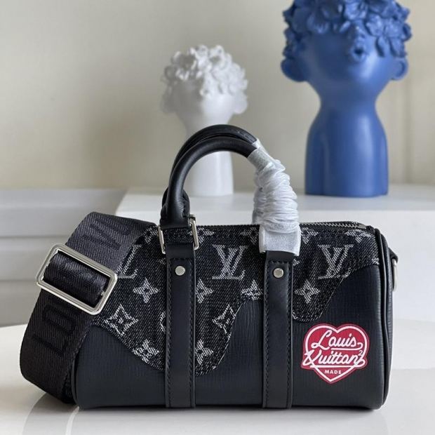 No.1 Popular Louis Vuitton Keepall Bandouliere Replica Boston Bag LVxNIGO Monogram vuw73267