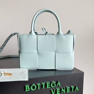 21AW New Bottega Veneta The Alco Tote Bag Medium Replica boe81204