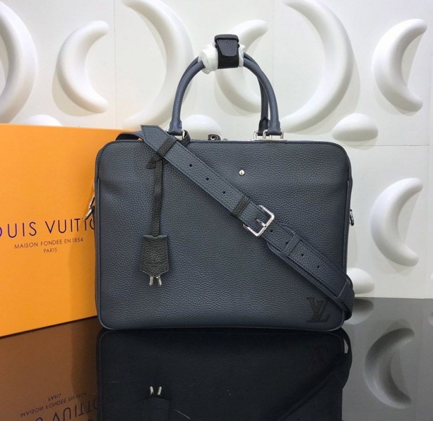 ☆Super popular☆ [Louis Vuitton] Business copy shoulder bag M55228