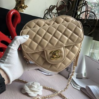 Best Price Challenge Chanel Matelasse Heart Chain Bag Shoulder Bag Replica shq43775