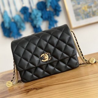 Hard to find fake Chanel lamb leather shoulder bag shl24080