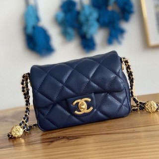 No.1 Popular Chanel Caviar Skin Pochette Fake shj74225
