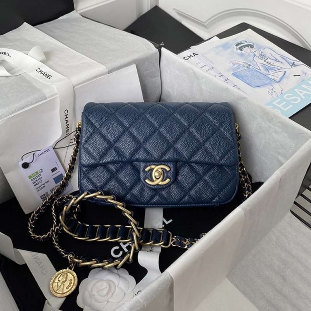 Chanel Chain Shoulder Bag Fake Caviar Skin shc55089