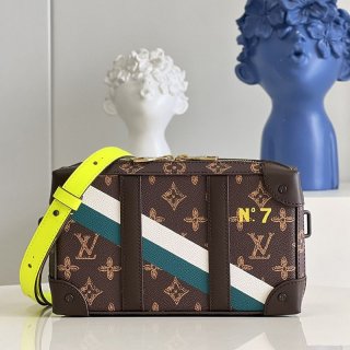 Very popular!! New color? Louis Vuitton shoulder bag replica soft trunk wallet M81246