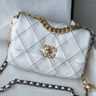 Cute Chanel chain shoulder bag AS1160 copy for a stylish look? shi80102