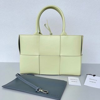 Very popular: Bottega Veneta Arco Tote Bag Replica Lemon Washed/Thunder 652867VMAY39419