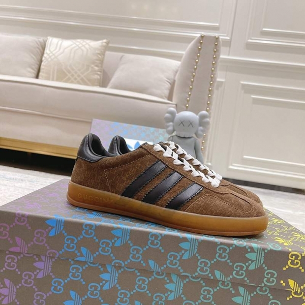 Popular latest Gucci Adidas sneakers fake guv24567