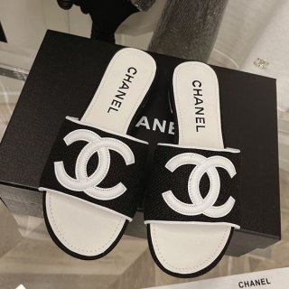 Sale New Arrivals Limited Edition Chanel Coco Mark Platform Sandals Mules shu13514