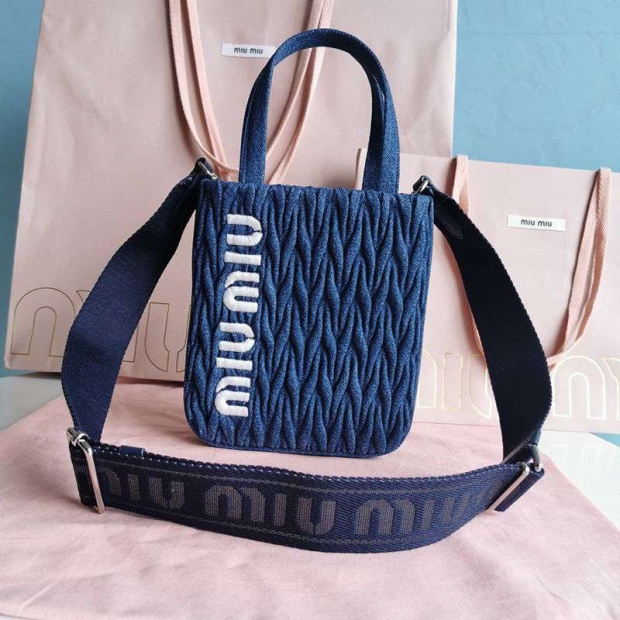New color ☆ Rare Miu Miu Matelasse shoulder bag super cheap myn61292