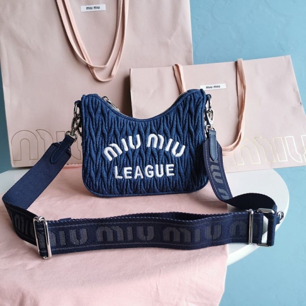 Miu Miu Matelasse Shoulder Bag Parody [Tracking Included] myu29339