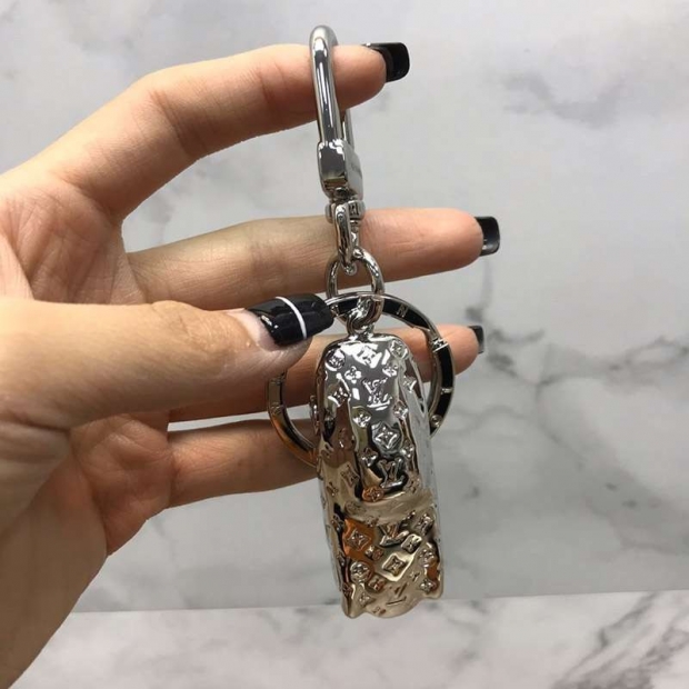 ☆Super popular☆No.1 Louis Vuitton Valet Rocket keychain replica vum47436