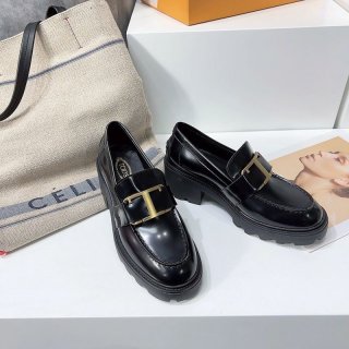 Tax and shipping included TODS Leather T Timeless Metal Loafers Replica toh52401