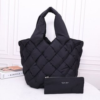 Spring New Arrivals Bottega Veneta Cassette Intrecciato Tote Bag Replica bof02437