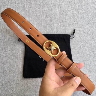 Battle for the Celine Small Triomphe Belt / Smooth Calfskin Cex33461