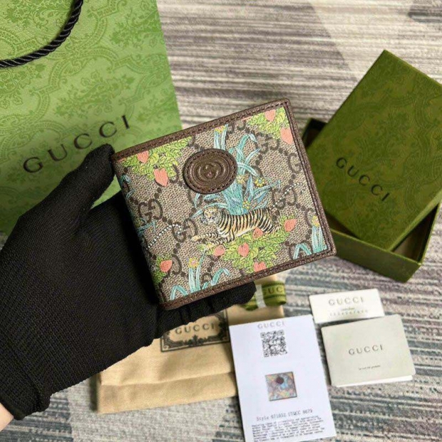 No.1 Popular Gucci HACKER Bi-fold Coin Wallet Copy guq04650