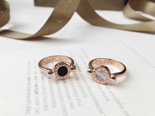 Very popular!! High quality??? Bulgari ring replica 18K gold Buu43158