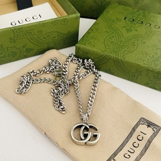 21AW New Arrival Gucci Women's Necklace Replica Pendant guw74880