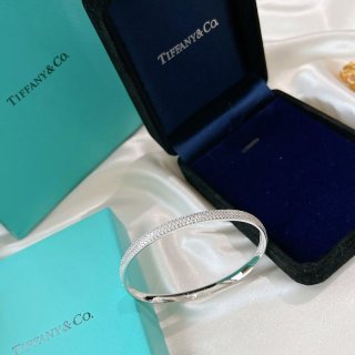 Very popular! [Tiffany] A special gift ☆ Three-row Hinged Bangle Tip45732