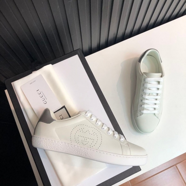 ★Japan!! Popular! Gucci embroidered women's sneakers replica gup72160