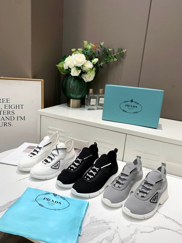 Very popular!! New color Prada logo knit fabric lace-up sneakers pug54358