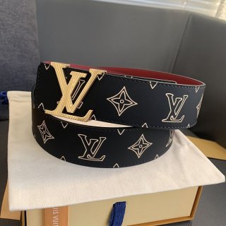 21AW New Louis Vuitton Santur LV Initials Replica 40MM Reversible Belt vui02508